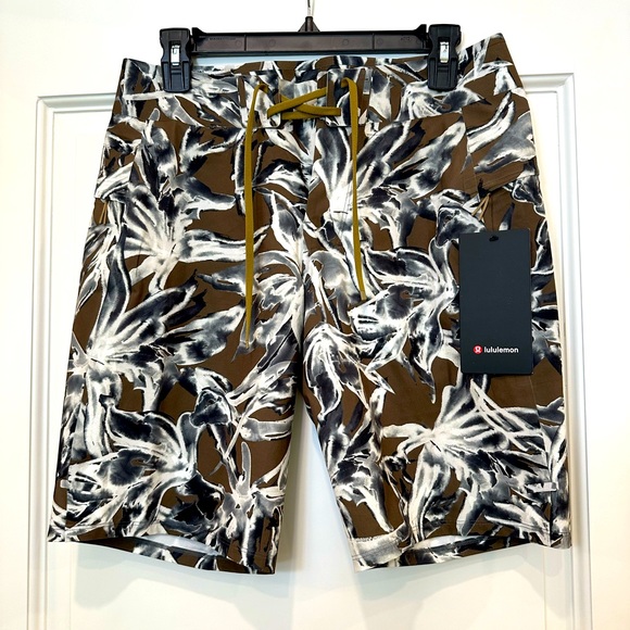 NWT ✨ Lululemon Current State board short 9 inch - Picture 2 of 10